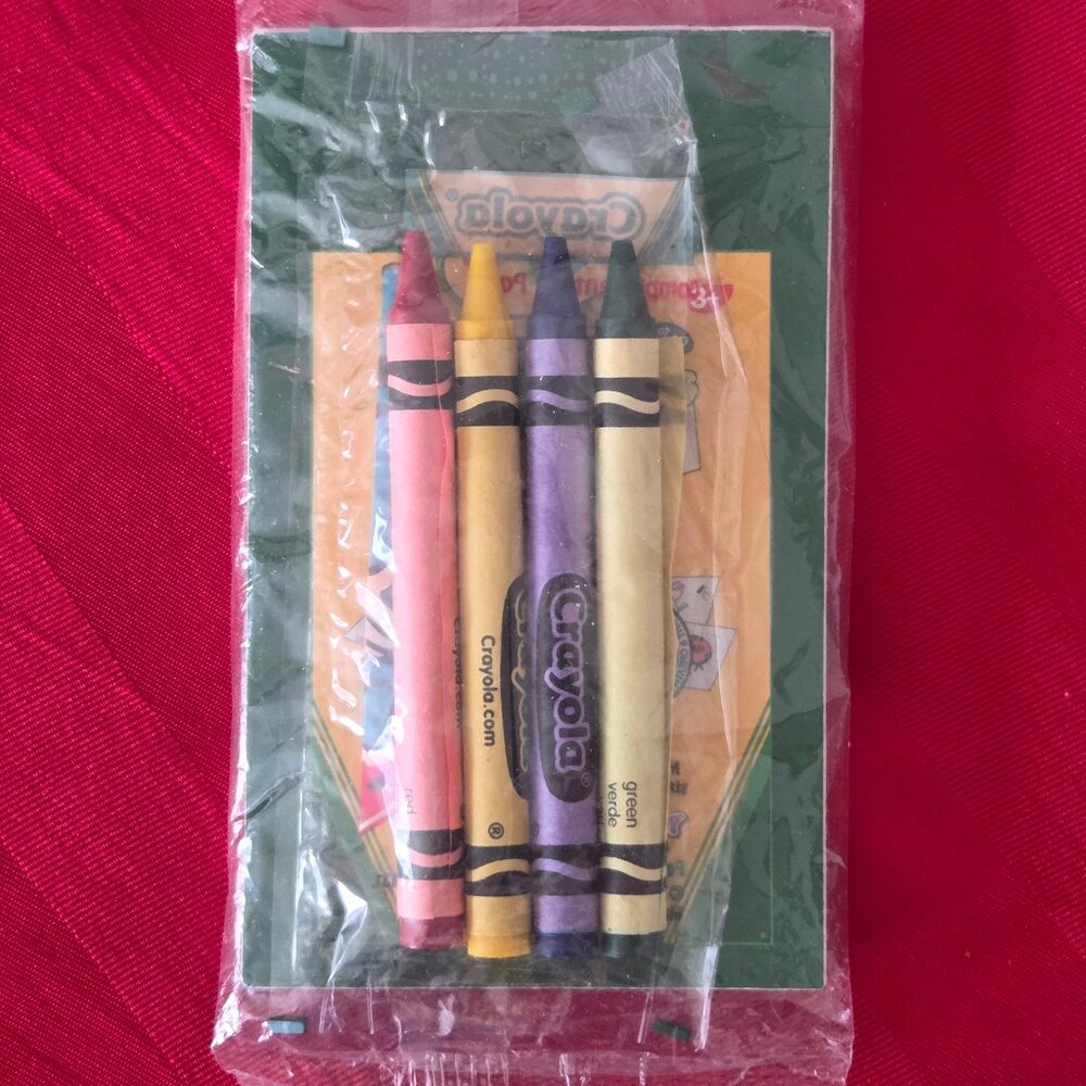2003 CRAYOLA CRAYONS & SKETCH PAD, MINT IN THE PACKAGE!!!
